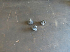 VW T4 Befestigung Bowdenzug Motorhaube Clips Halterung Schloß 701823567