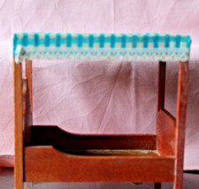 Antike Möbel für Puppenstube Bett Himmelbett  Holz Puppenhaus