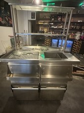 Kneipe Bar Cocktail station Cocktailbar theke Bier Gaststätte cocktailtheke