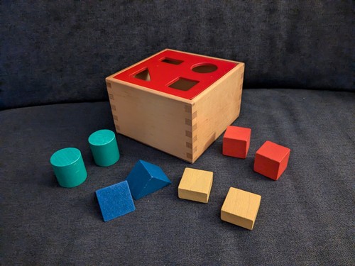 Steckbox mit deckel - mit,