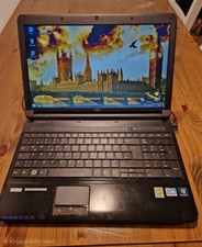 Fujitsu Lifebook AH530 mit Netzteil 