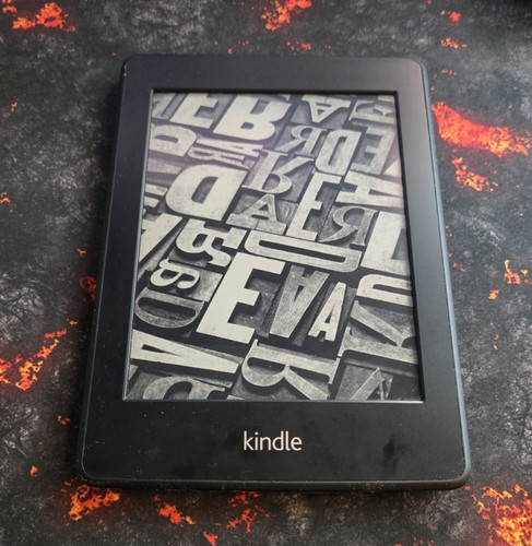 Amazon kindle 5th gen - amazon,