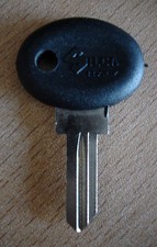 1 Schlüsselrohling /