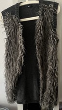 ♥️ Graue Fake Fellwestw / Weste/ Fake Fur/ Gr. M/ H&M