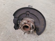 Volvo V40 Achsschenkel vorne