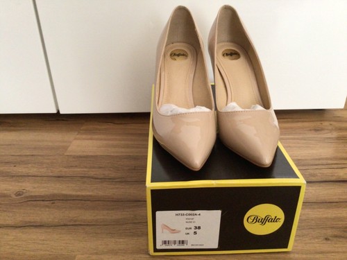 Buffalo lack pumps - buffalo,