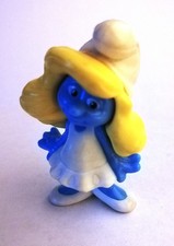 ü eier figuren schlümpfe