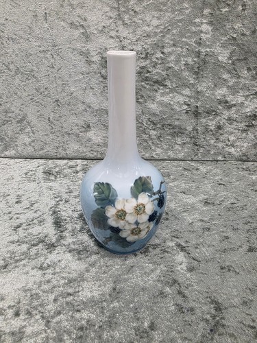 Royal copenhagen vase - royal,