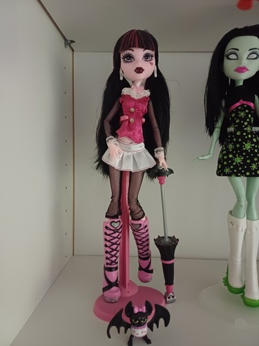 Monster high draculaura basic - monster,