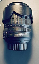 NIKON  18-105mm F 3,5-5,6 DX