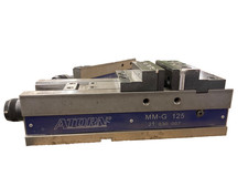 Hydraulik Schraubstock, Spannbreite 125mm, Höhe 100mm, Länge 300mm