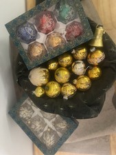 Goldene Bunte Christbaumkugeln