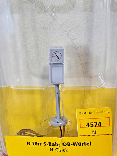Brawa spur 4574 uhr - (6537), n,