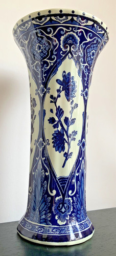 Boch royal sphinx delft vase - boch,