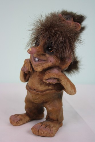 Troll norwegisch nyform - troll,