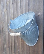 Eimer für Wandaufhängung