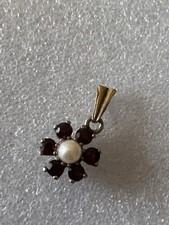 Alter zierlicher Anhänger mit