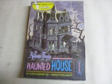 Polar Lights 5002 The Adams