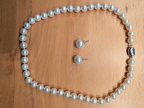 Perlenschmuckset kette und - -,