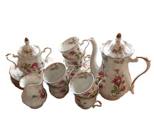 Porzellan Kaffee-oder Teeservice Firma Walbrzych Made in Polen.