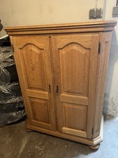 Eiche Echtholz Massiv Schrank Fernsehschrank -gute Verarbeitung, schwere Qualitä