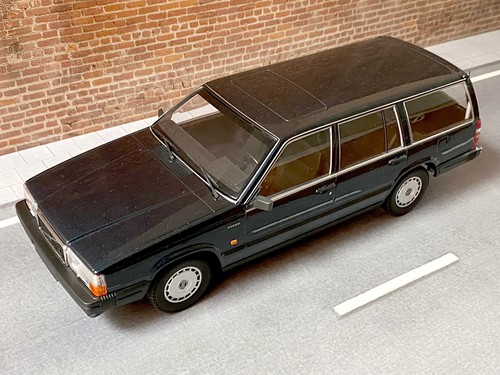 Minichamps volvo 740 gl - minichamps,