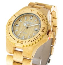 Madison New York Holzuhr