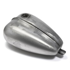 Motorrad Benzin Tank Mustang "Ribbed" 12,5 L  für Harley, Chopper, Custom