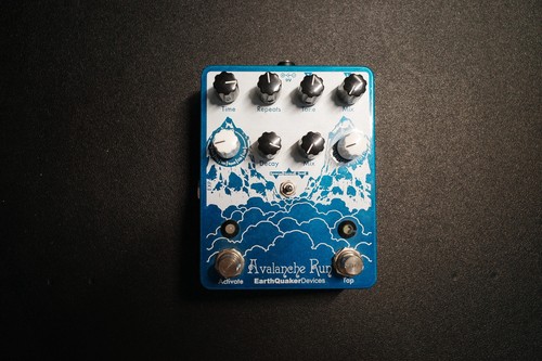 Earthquaker devices avalanche - earthquaker,