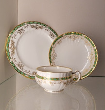 KPM BERLIN TEE GEDECK 3 tlg. 1. WAHL DEKOR 24 KÖNIGIN VON HOLLAND REICHSAPFEL