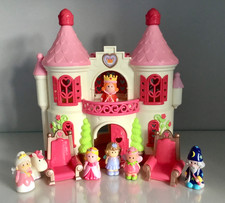ELC Happyland Märchen Fantasy Palast mit Figuren