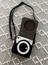 FUJIFILM instax SQUARE SQ1