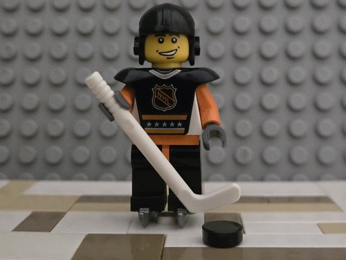 Lego hockey player - lego, c
