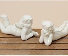 Engel liegend  Porzellan ca 20