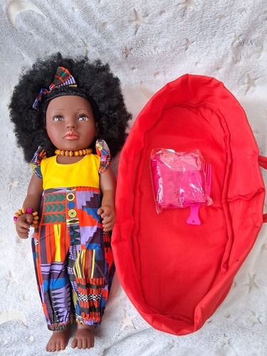 Hübsche afrikanische puppe - hübsche,