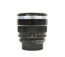 ZEISS Planar T* 85mm f/1.4