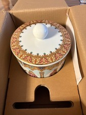 Verkaufe eine Deckeldose aus