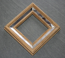 Alter goldener Bilderrahmen