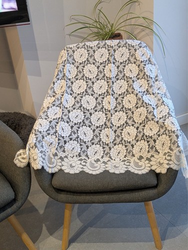 Mantilla blanca vintage.