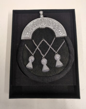 Vollkleid Rindersporran mit