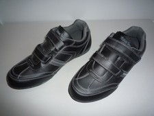YOUNG SPIRIT - Herrenschuhe Sneaker schwarz mit Klettverschluss - Größe 43 - NEU
