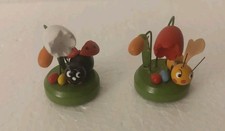 Maikäfer und Biene mit Blumen