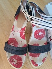 Tommy HILFIGER Sandalen Gr. 38