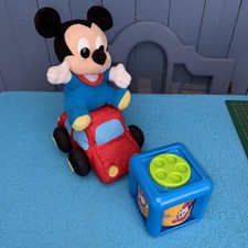 Disney Vintage , Mikey Mouse Baby Fisher Price Auto & Baby Rassel