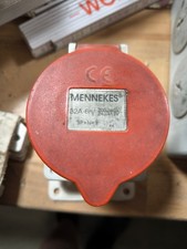 Mennekes Aufbausteckdose 32A 400V