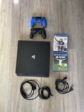 Sony PlayStation 4 Pro 1TB Konsole - Schwarz, Inkl. 2 Controller, 2 Spiele