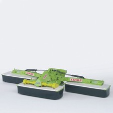 BRUDER Spielzeug Claas Disco 8550 Dreifach Traktor Mähwerk Frontmähwerk / 02218