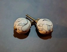 Butlers - Möbelknauf - Keramik - florales Design - 2 Stück