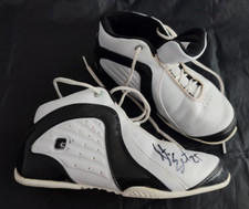 AND1 Basketballschuhe Gr. 38,5  Boys - weiß - mit Unterschriften - ANDI