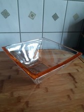 Leonardo Schüssel/Schale